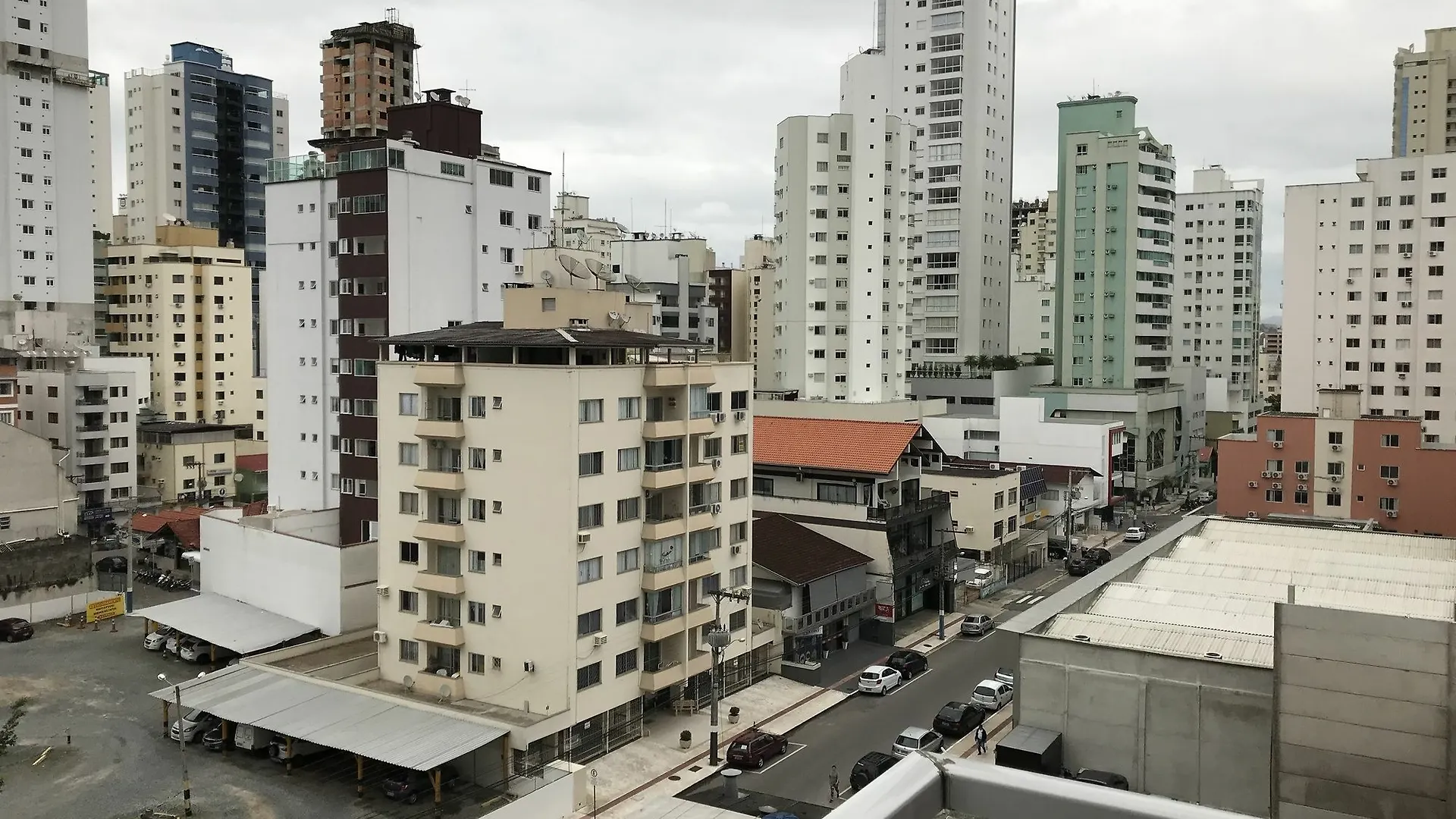 Apartamento Central 2 Quartos Balneário Camboriú